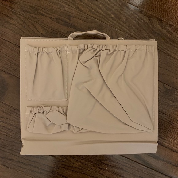 SOLD NWT Tote Savvy Bag Organizer Insert in Almond - Picture 11 of 13